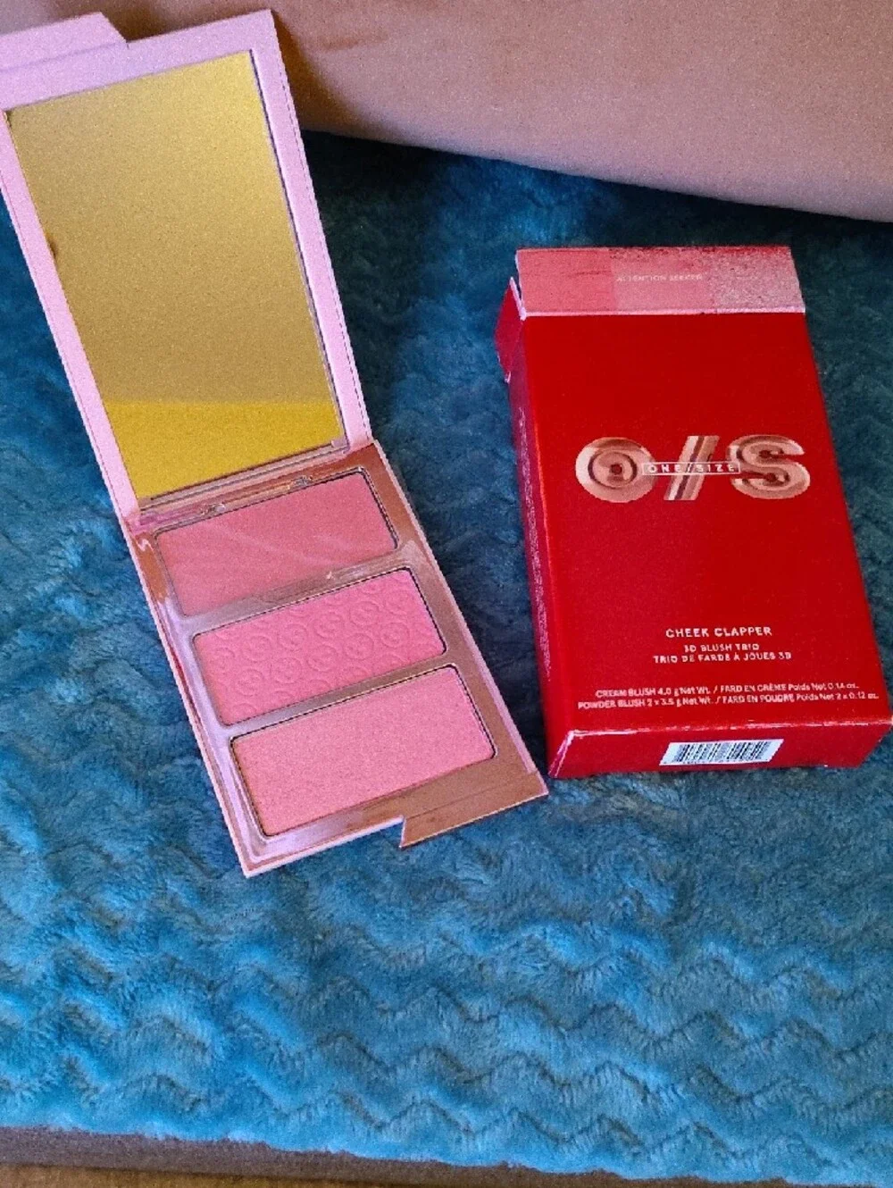 ONE/SIZE Cheek Clapper 3D Blush Trio - Red Box